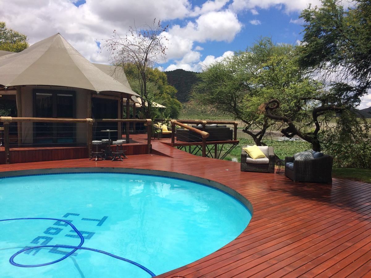 Tau Game Lodge Madikwe Game Reserve Εξωτερικό φωτογραφία