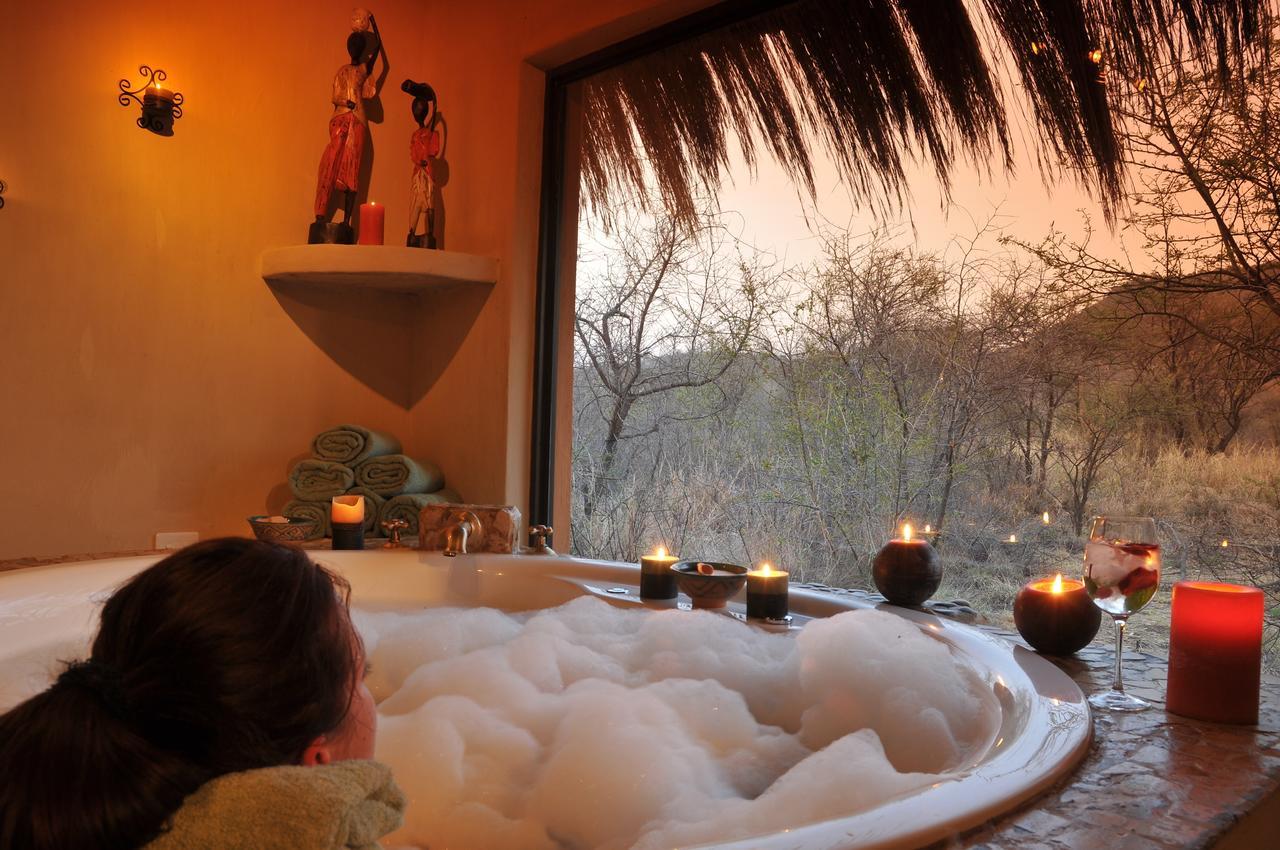 Tau Game Lodge Madikwe Game Reserve Εξωτερικό φωτογραφία