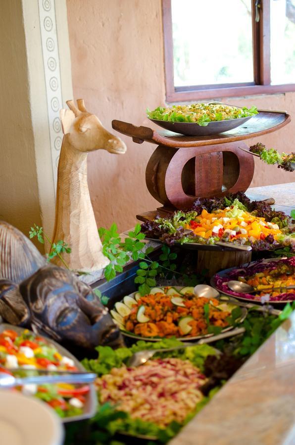 Tau Game Lodge Madikwe Game Reserve Εξωτερικό φωτογραφία